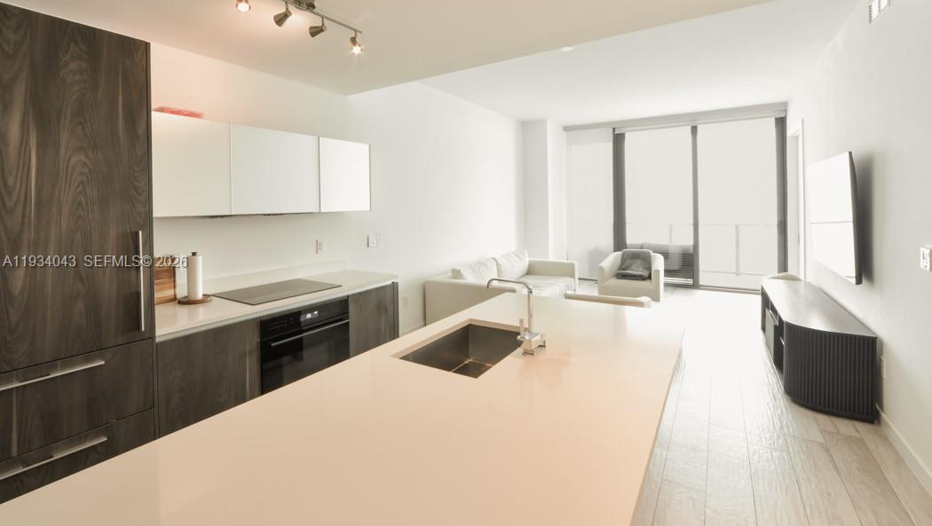 GRAN PARAISO CONDO - Residential