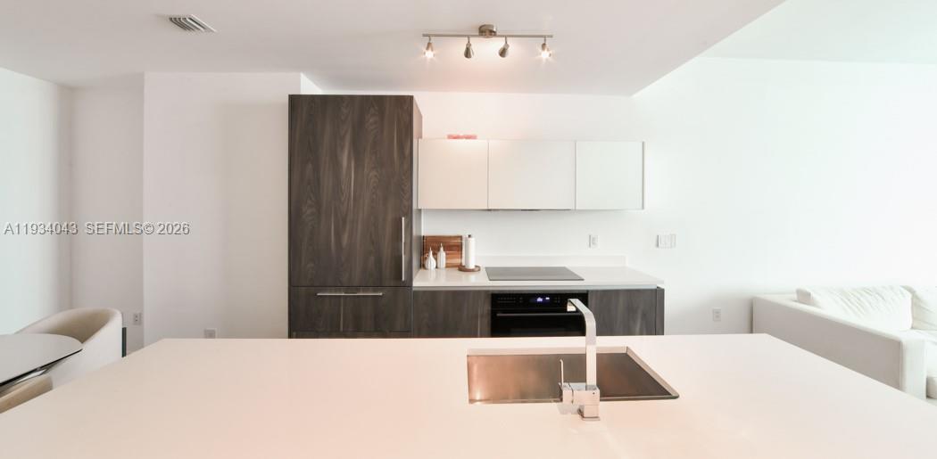 GRAN PARAISO CONDO - Residential