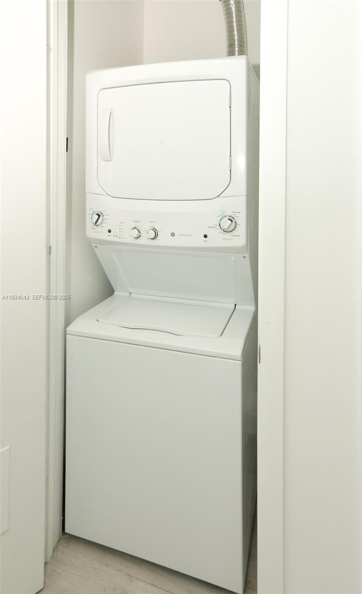 GRAN PARAISO CONDO - Residential