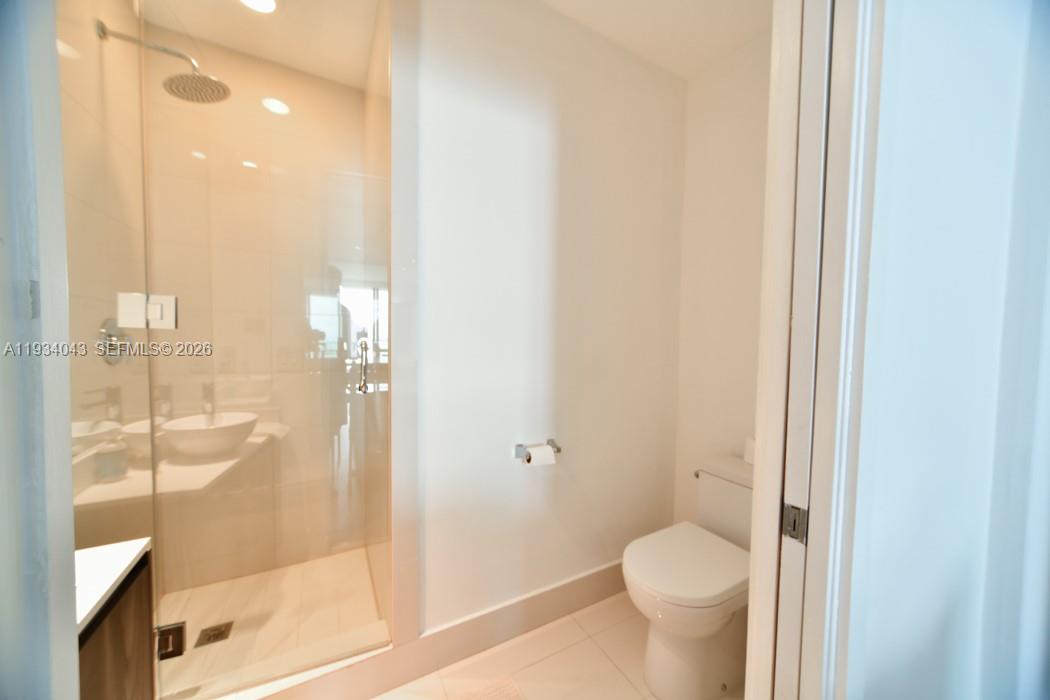 GRAN PARAISO CONDO - Residential
