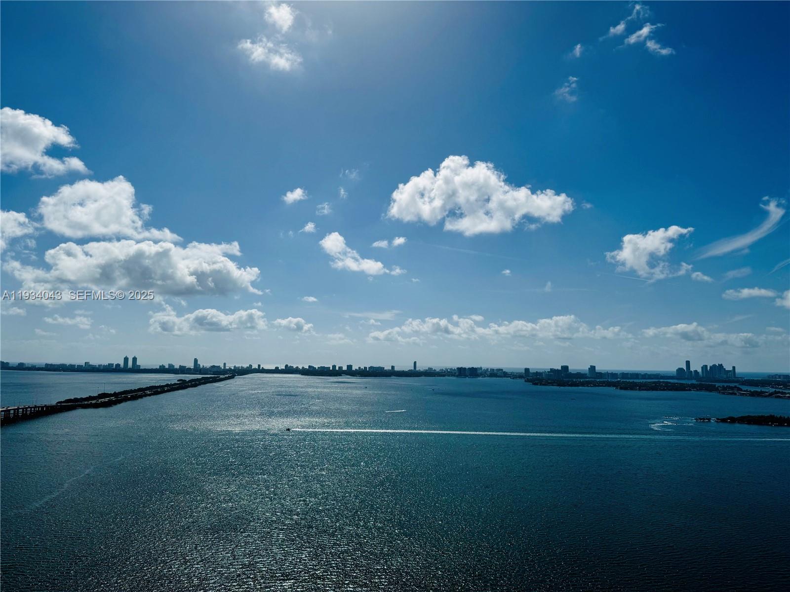 GRAN PARAISO CONDO - Residential