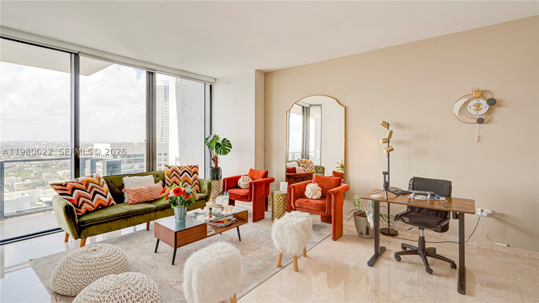 88 SW 7th St 2706