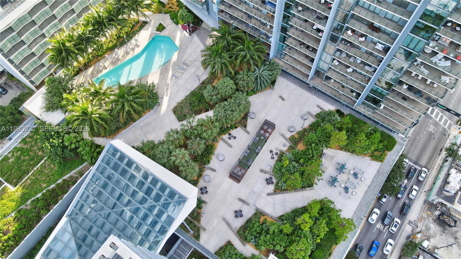 RISE CONDO - Residential