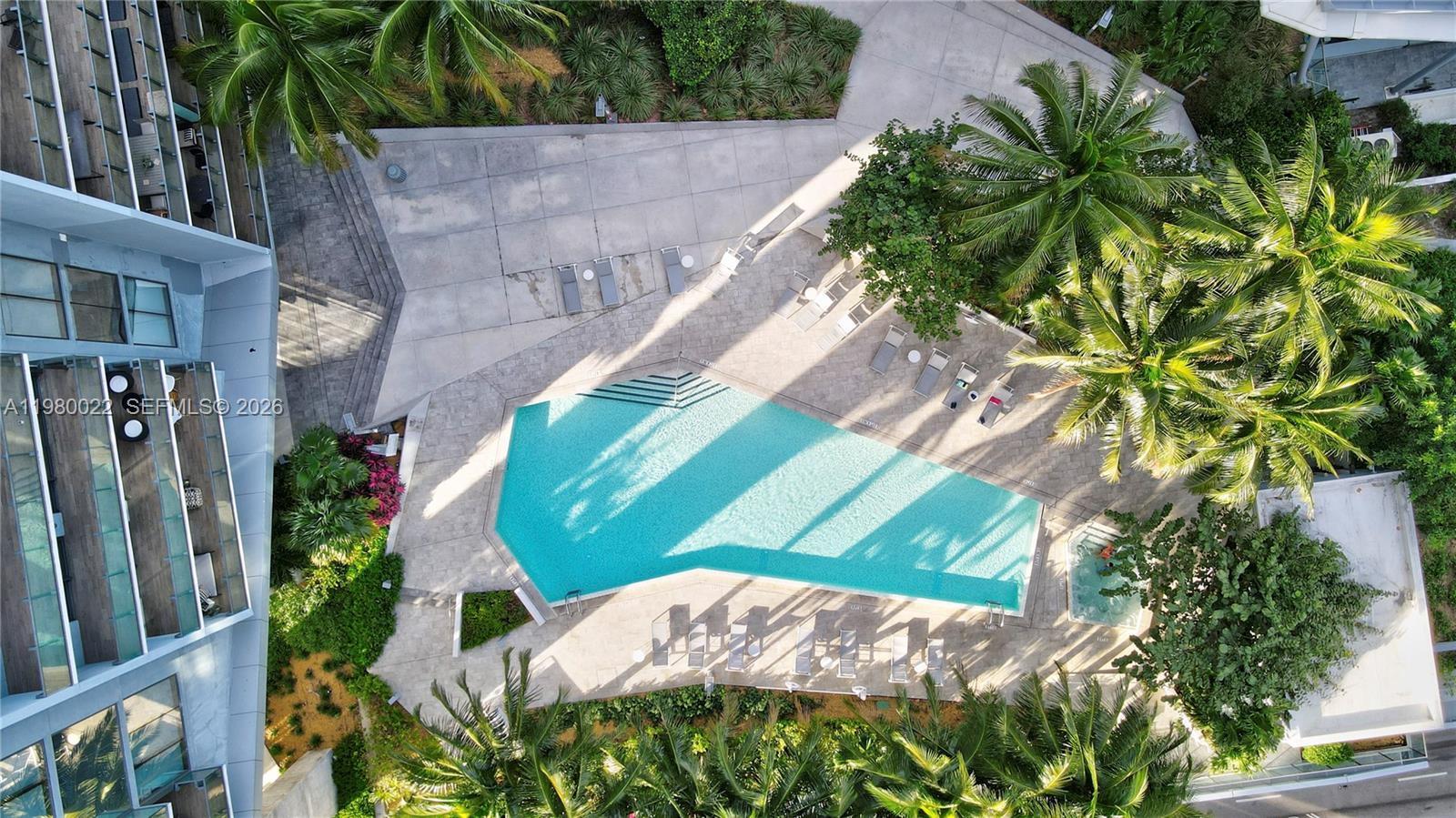 RISE CONDO - Residential