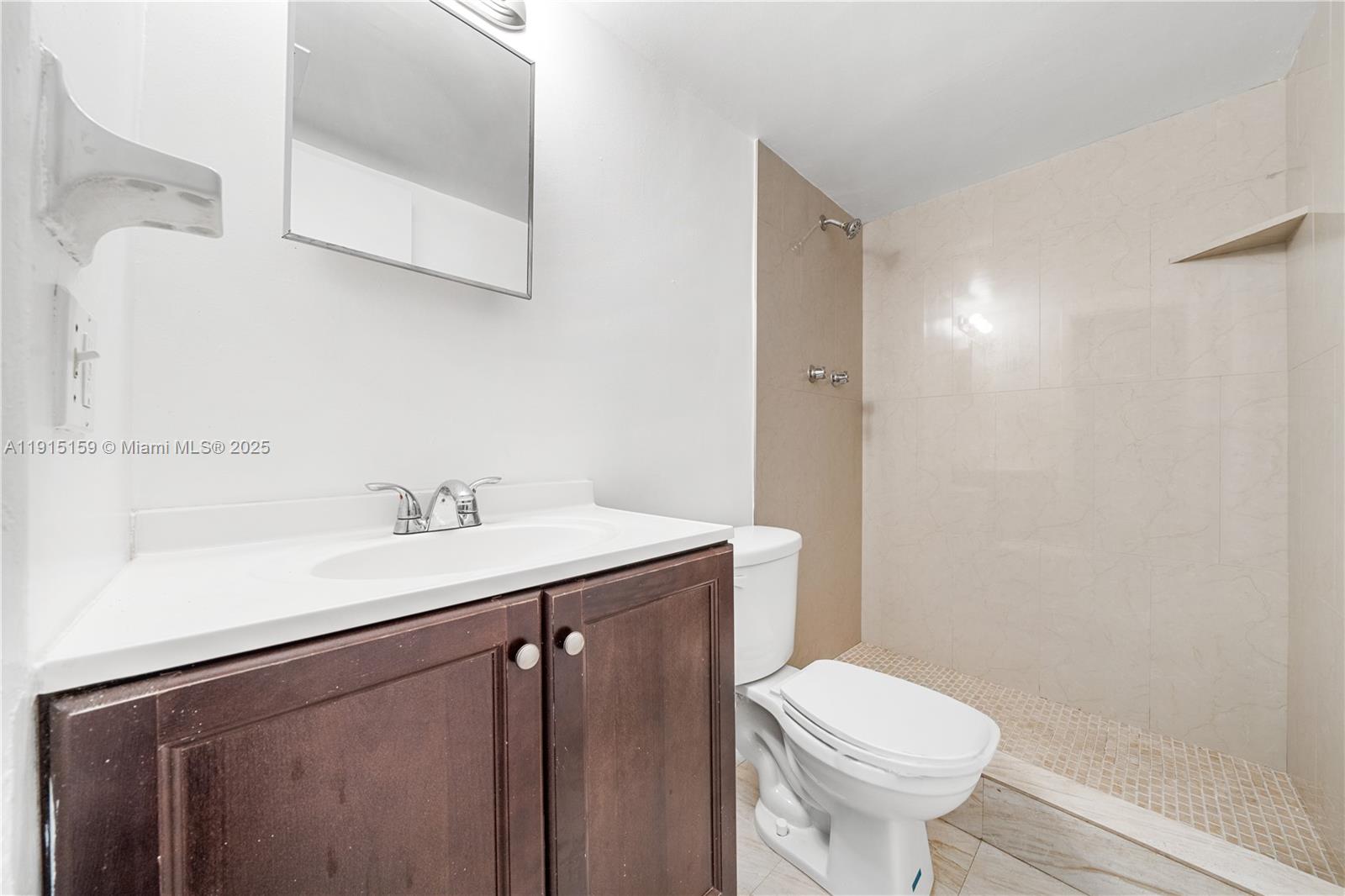 GREYNOLDS PARK GARDENS - Residential Lease