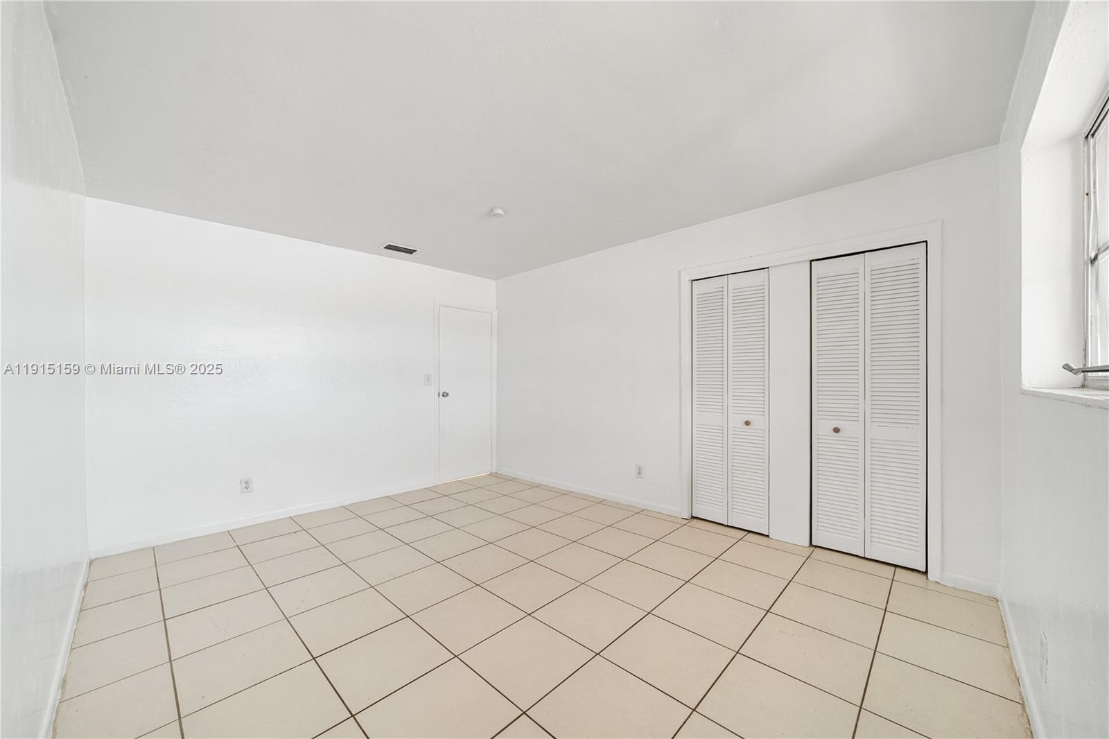 GREYNOLDS PARK GARDENS - Residential Lease