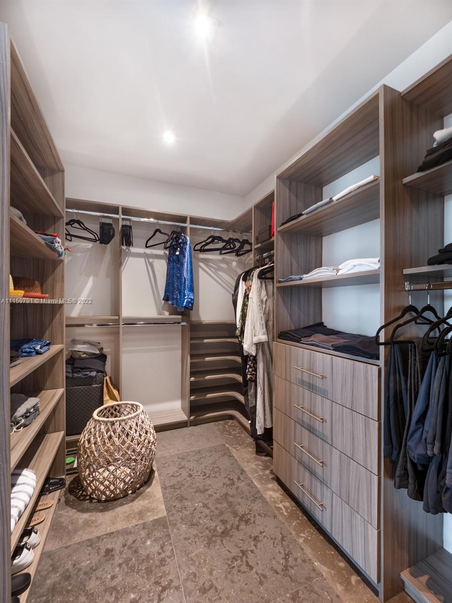 BISCAYNE POINT - Residential