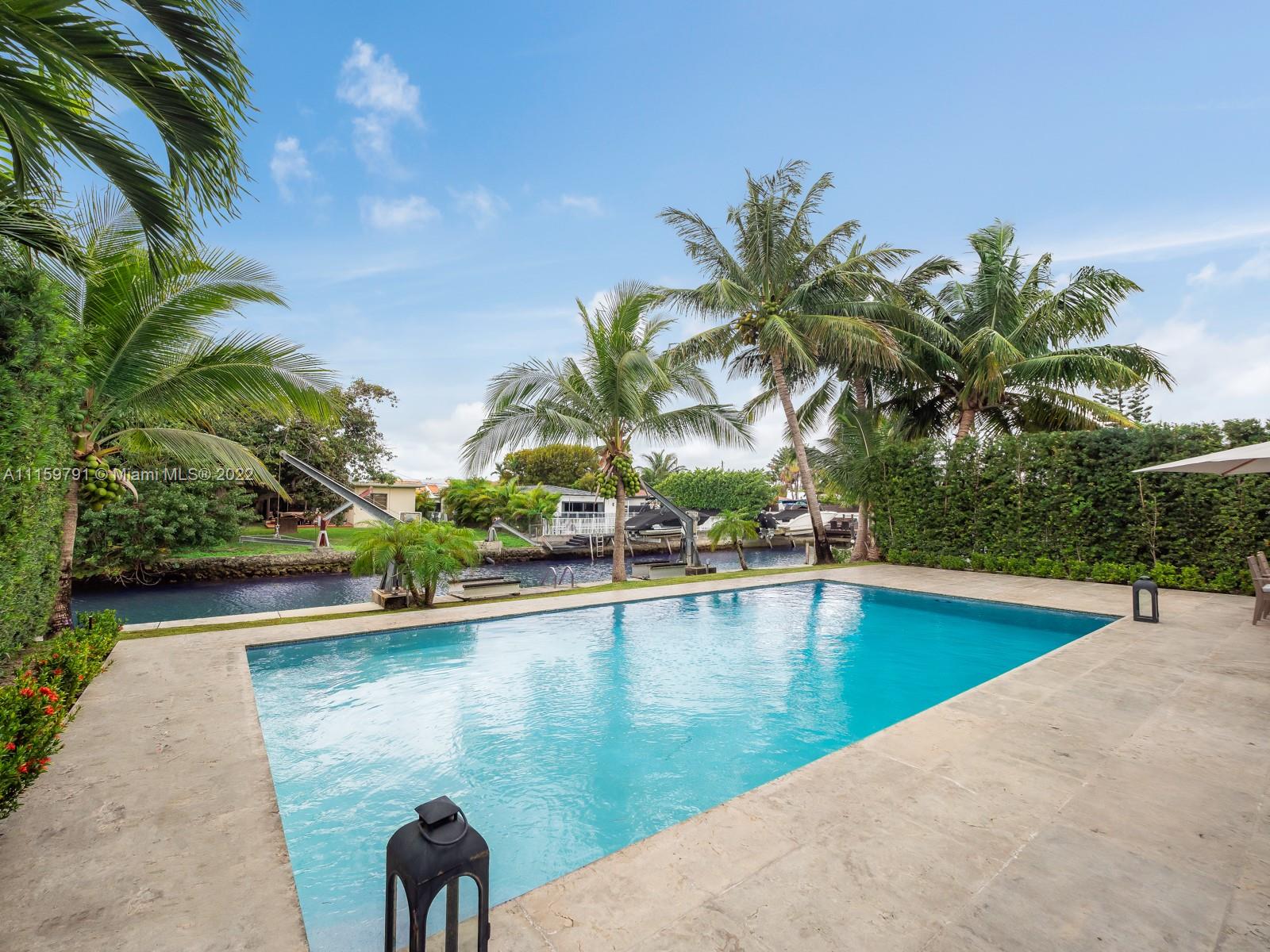 BISCAYNE POINT - Residential