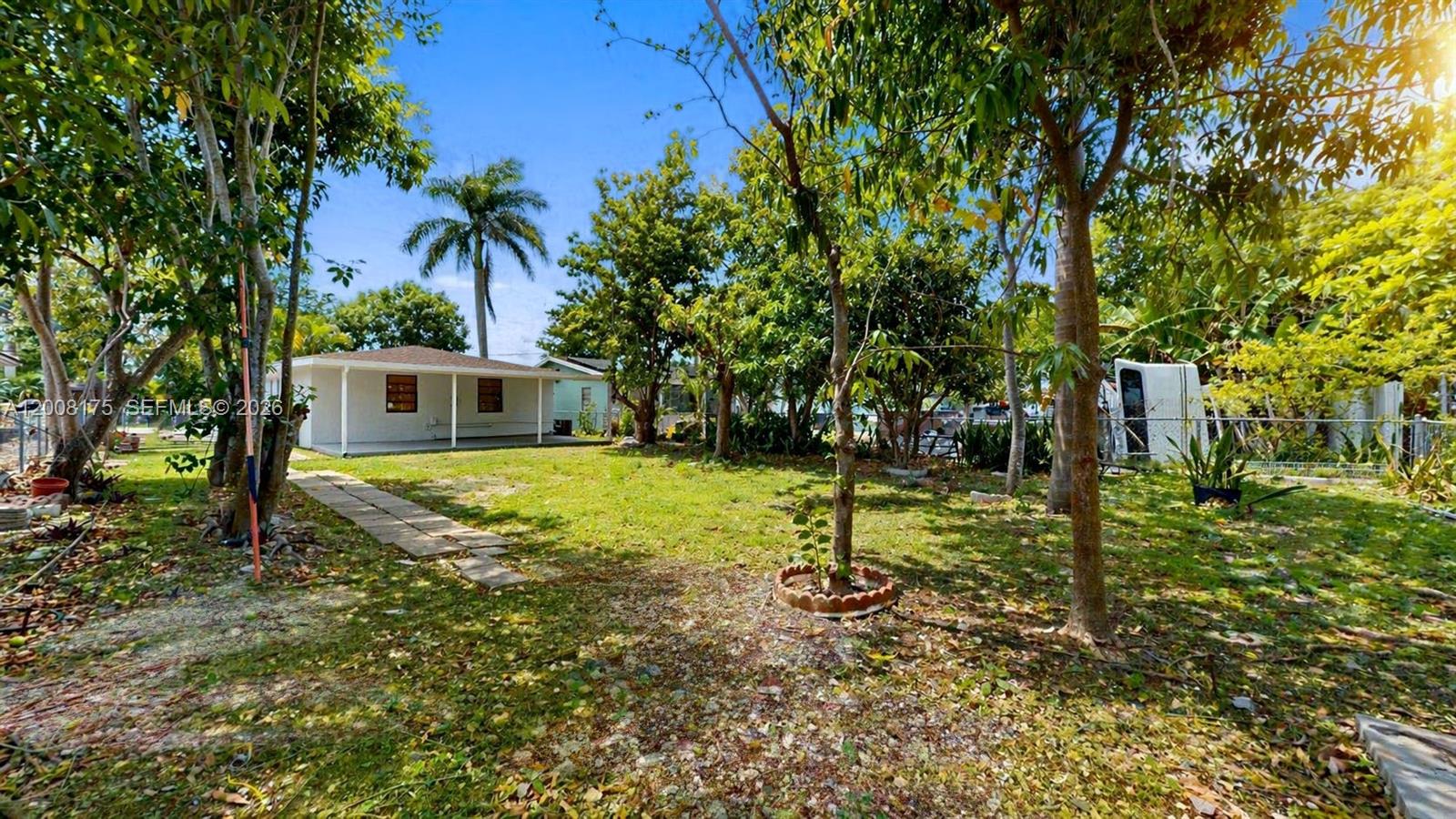 TOWN OF FLORIDA CITY - Residential