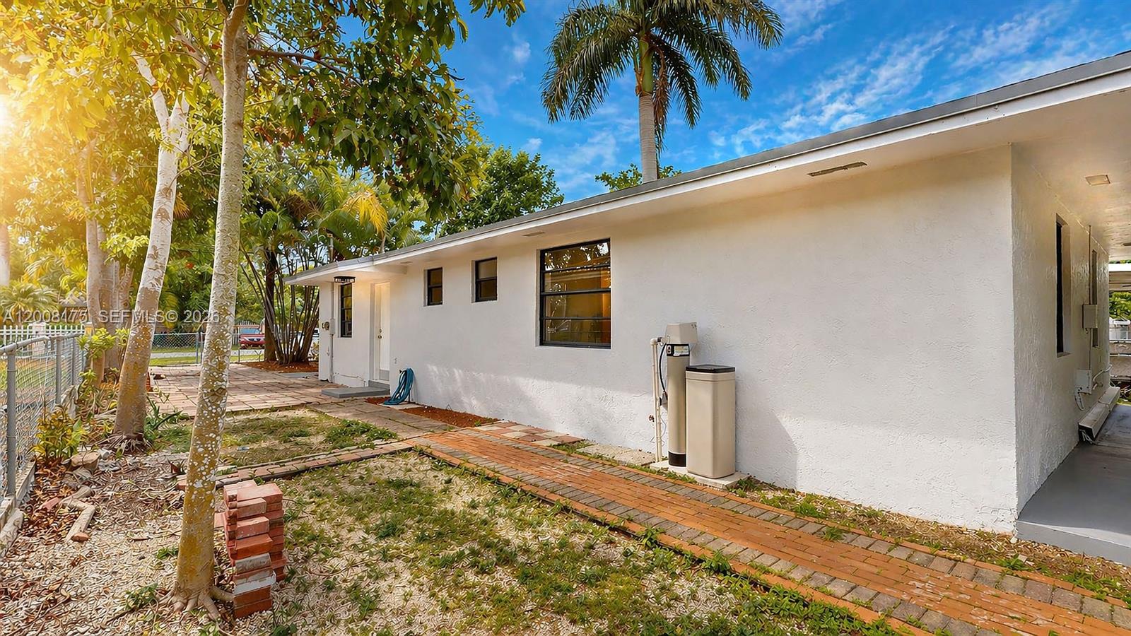 TOWN OF FLORIDA CITY - Residential