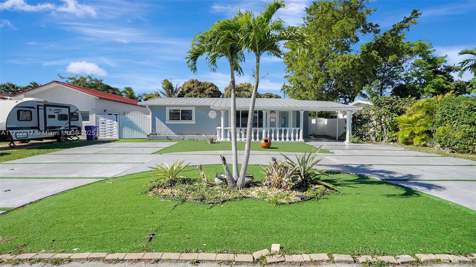 2410 Gulfstream Dr