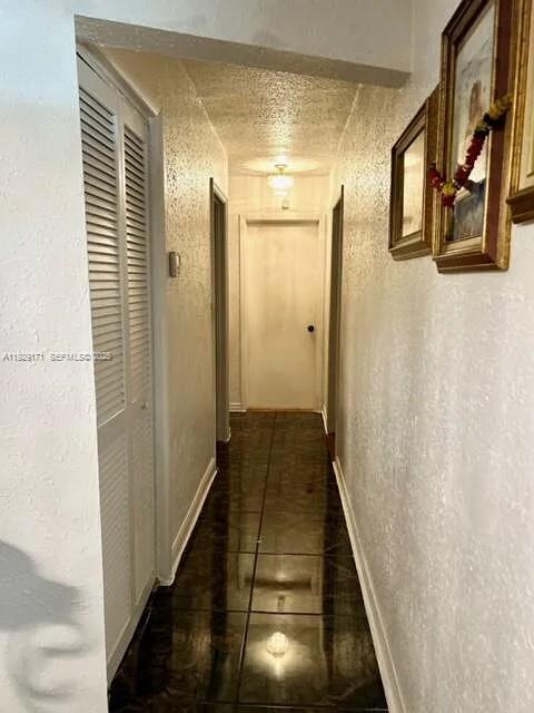 LAUDERDALE VILLAS - Residential Lease