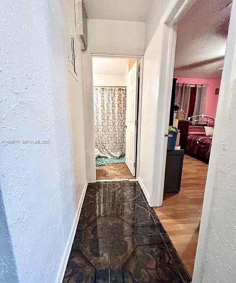 LAUDERDALE VILLAS - Residential Lease