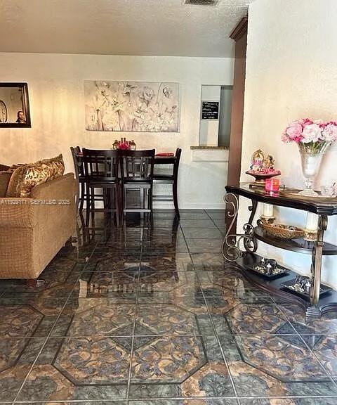 LAUDERDALE VILLAS - Residential Lease