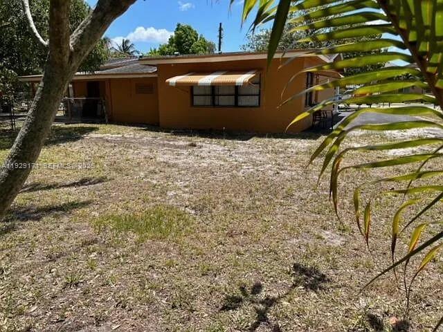 LAUDERDALE VILLAS - Residential Lease