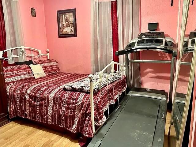 LAUDERDALE VILLAS - Residential Lease