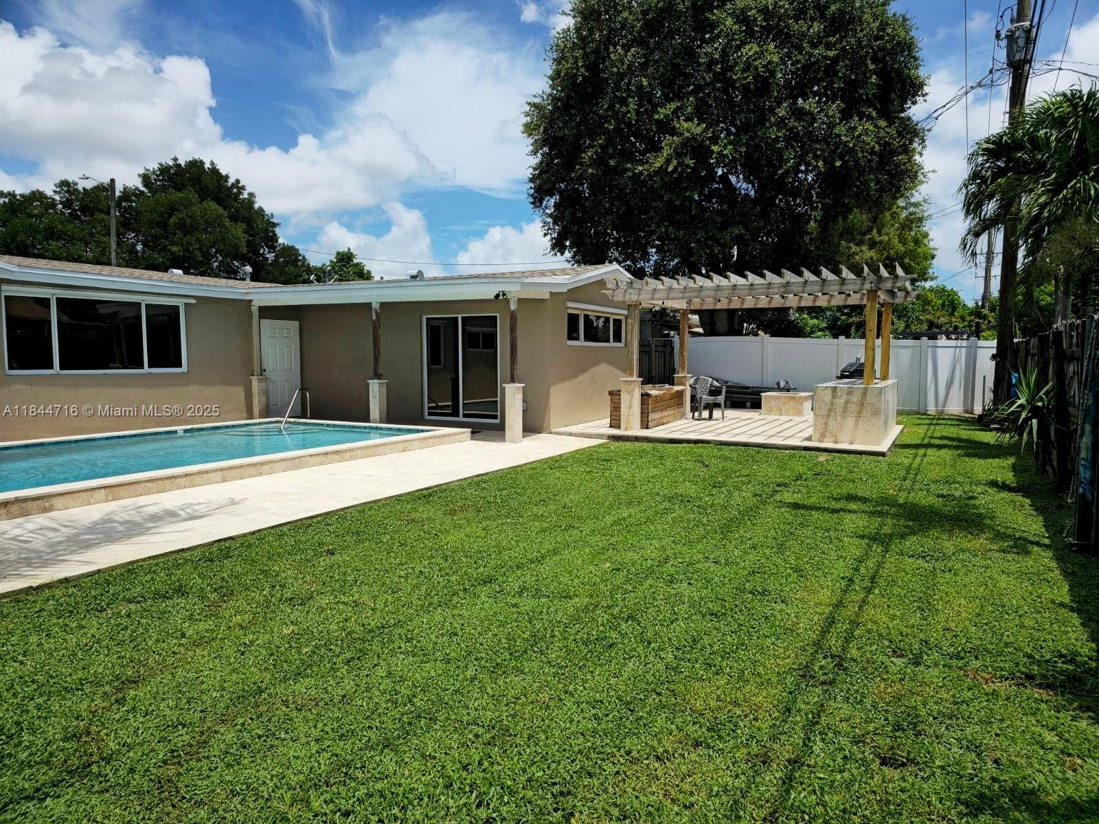 RICKEY ESTATES - Residential