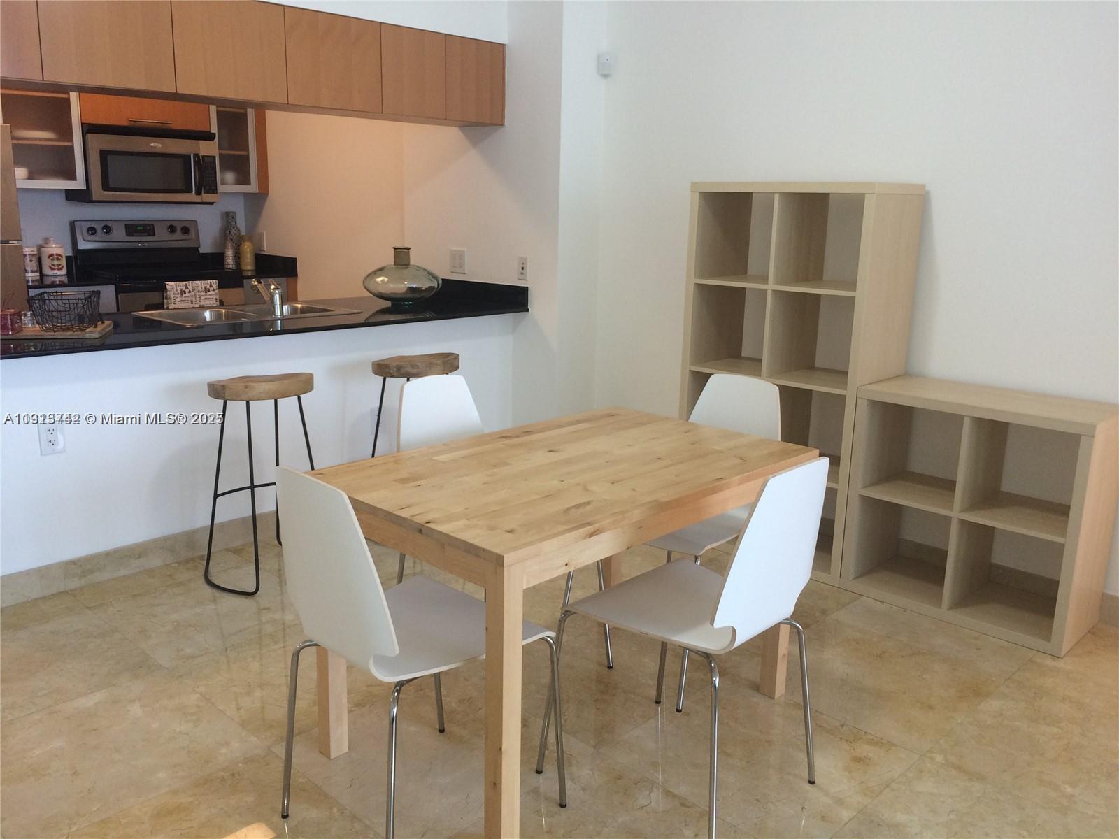 OPERA TOWER CONDO - Residential