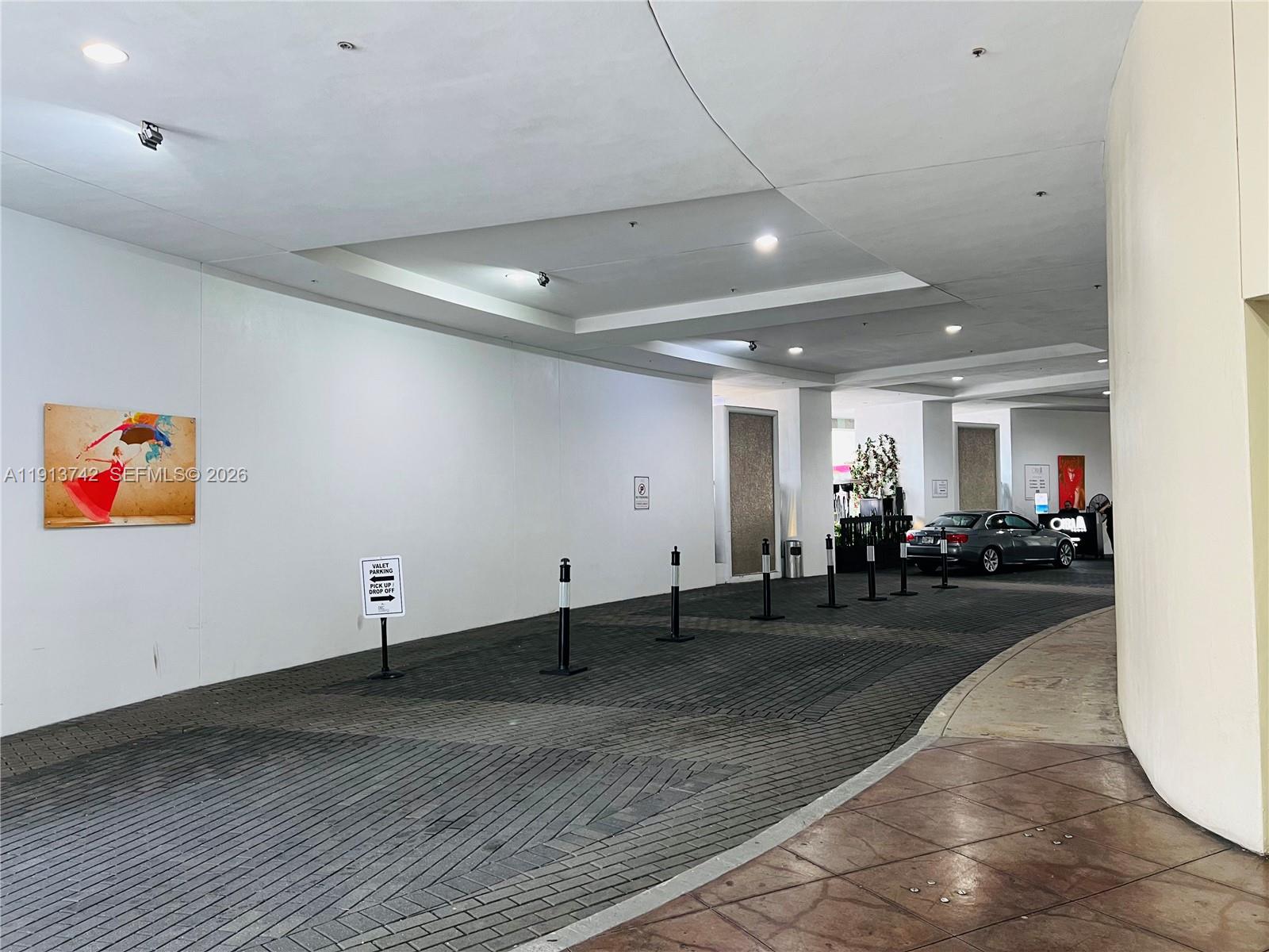 OPERA TOWER CONDO - Residential