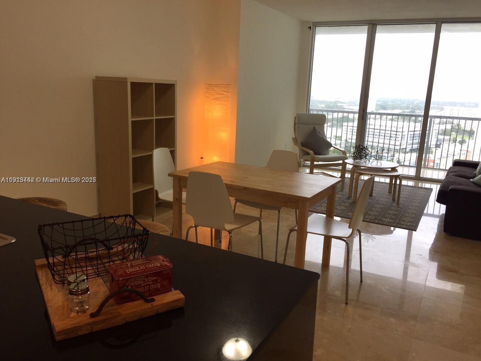 OPERA TOWER CONDO - Residential