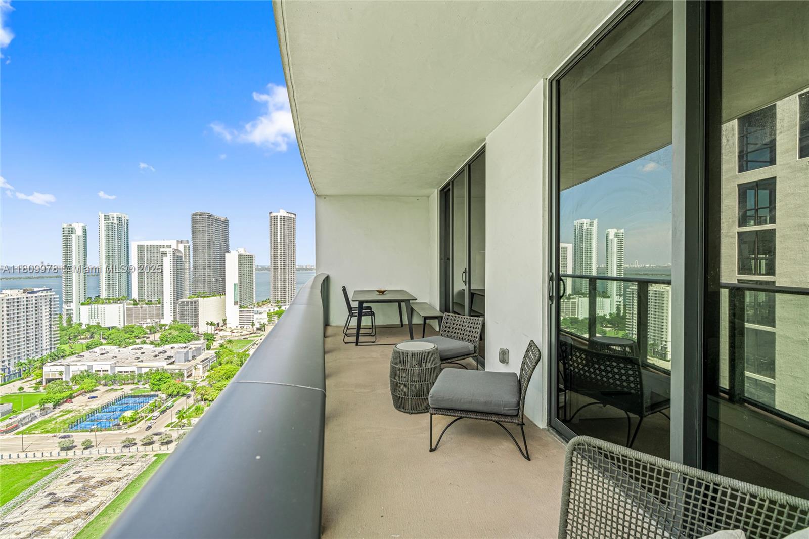 1600 Ne 1st Ave 2819, Miami, Broward County, Florida - 1 Bedrooms  
1 Bathrooms - 