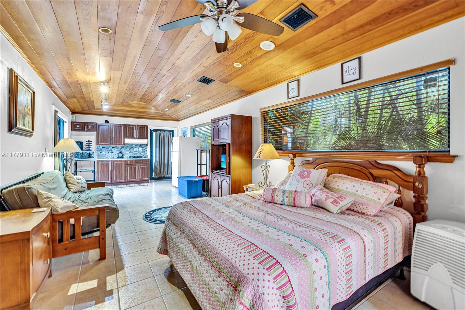 OLD CUTLER VILLAS WEST - Residential