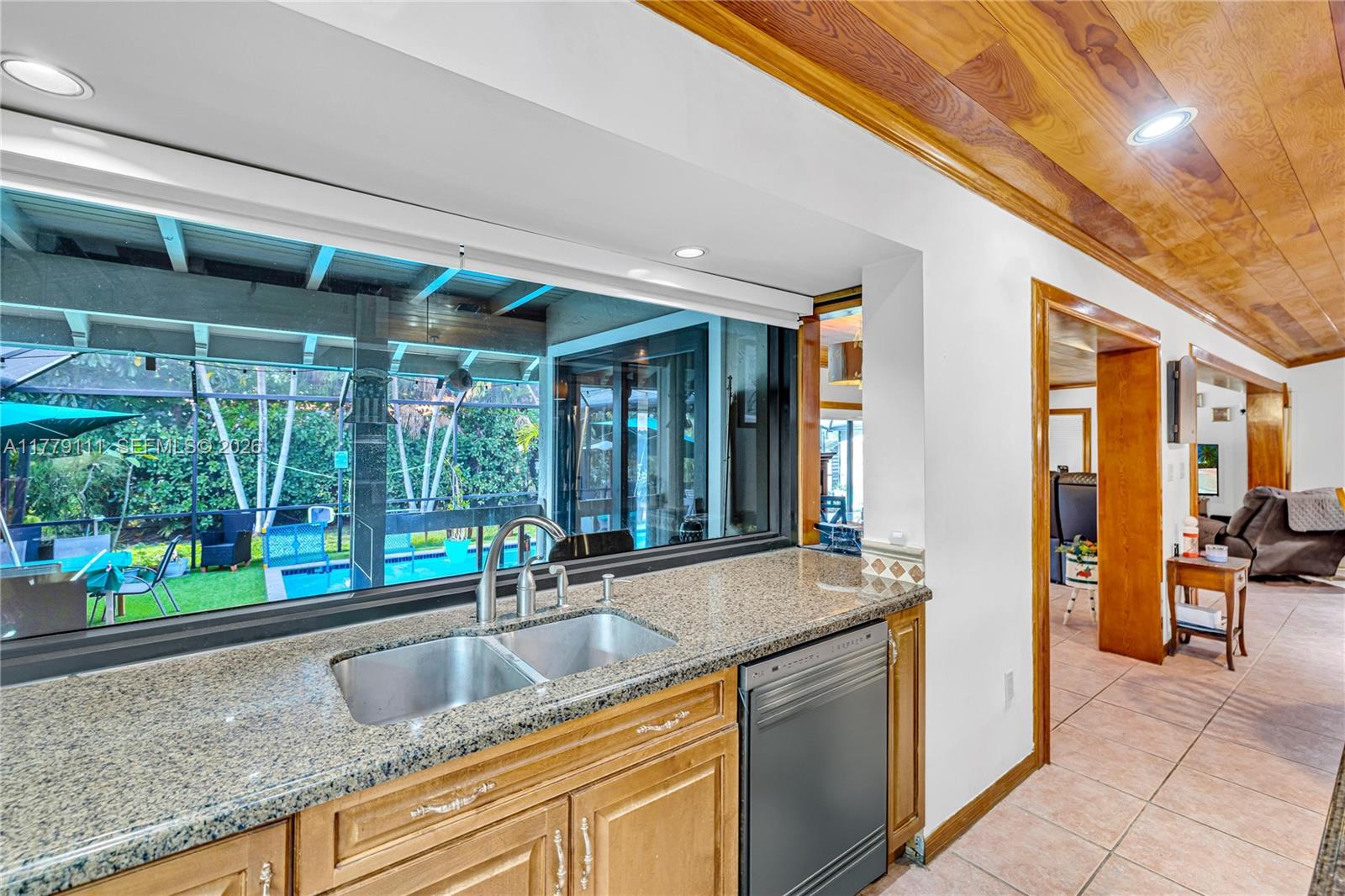 OLD CUTLER VILLAS WEST - Residential