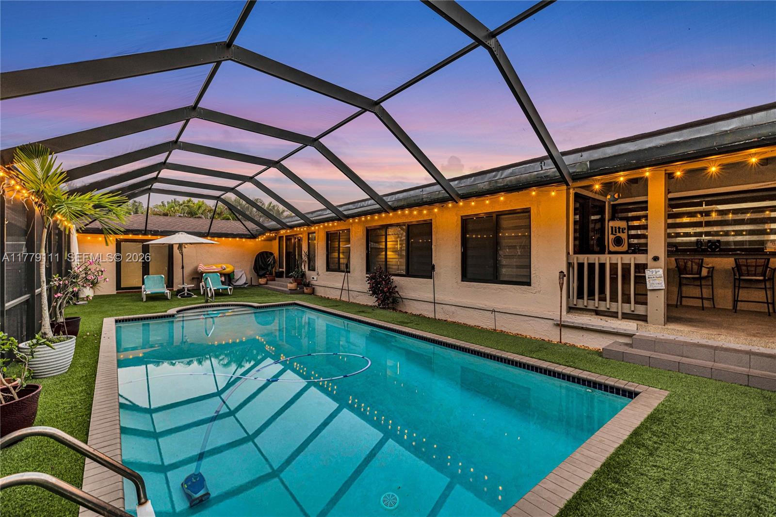 OLD CUTLER VILLAS WEST - Residential