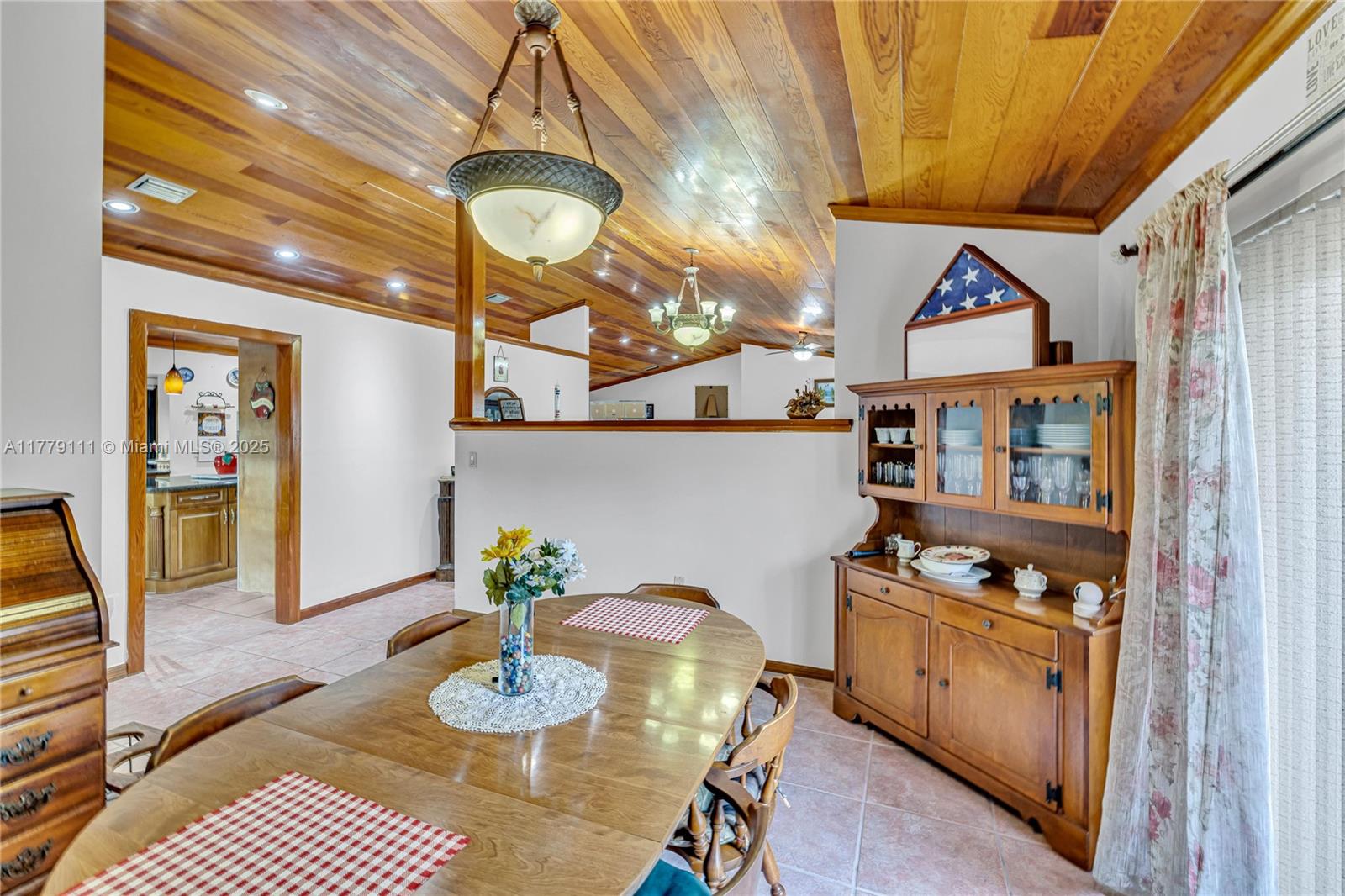 OLD CUTLER VILLAS WEST - Residential