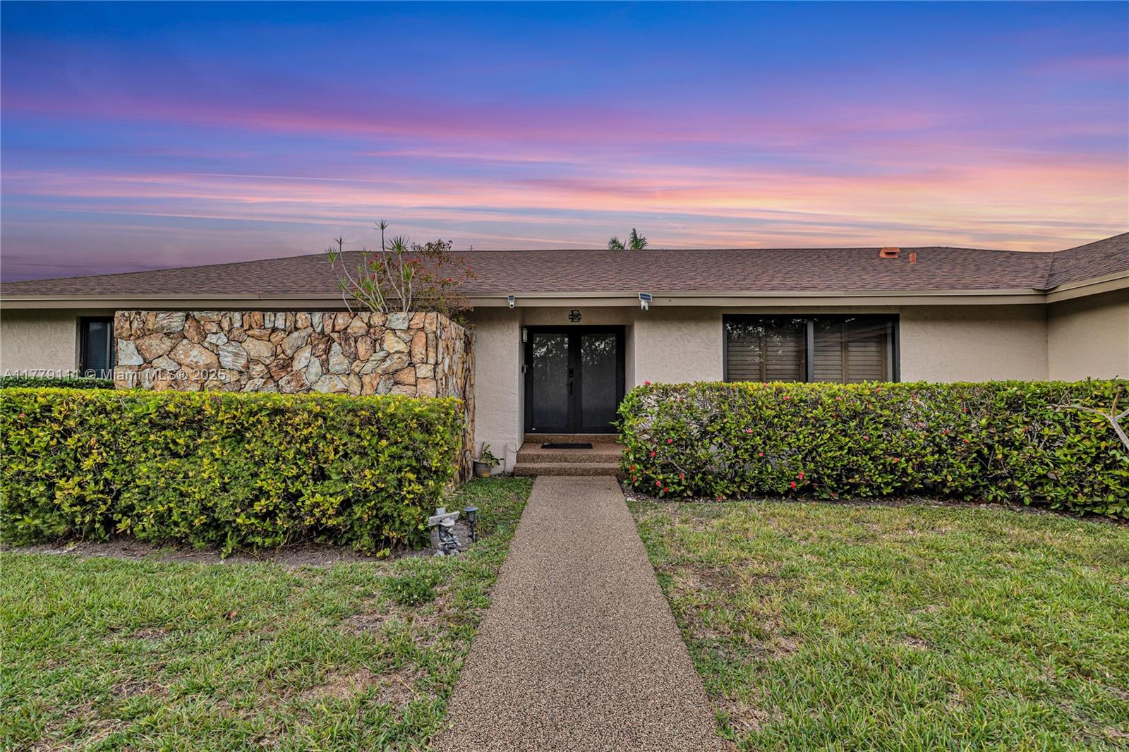 OLD CUTLER VILLAS WEST - Residential