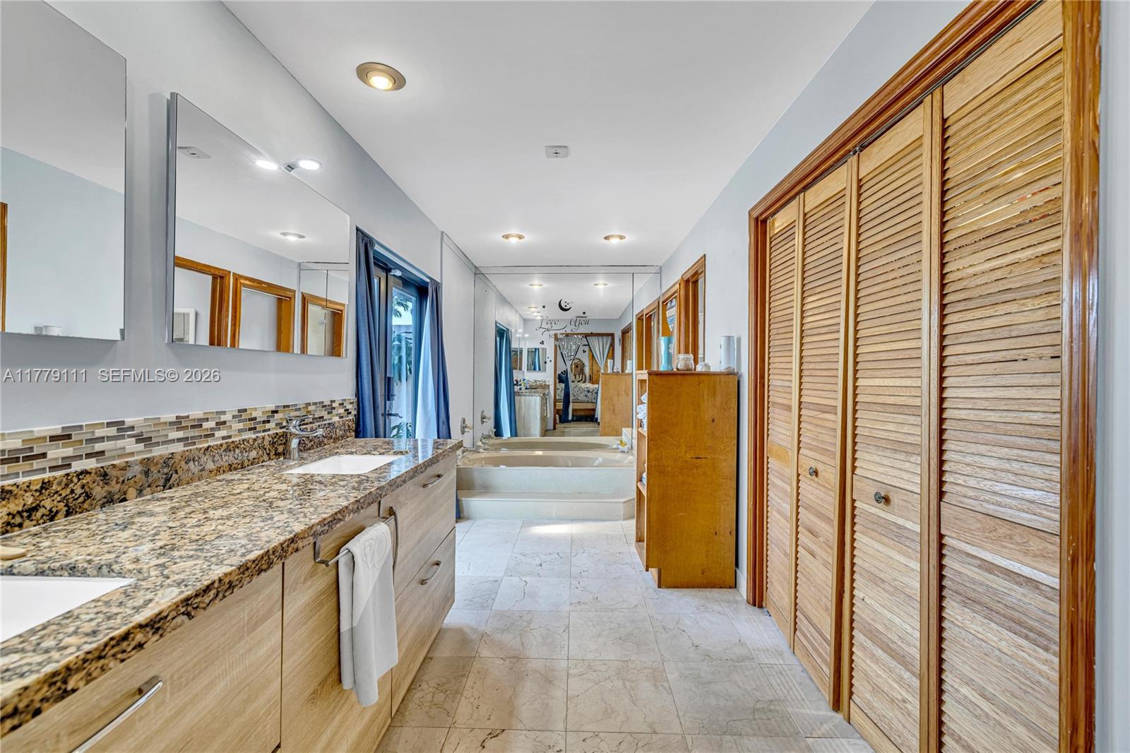 OLD CUTLER VILLAS WEST - Residential