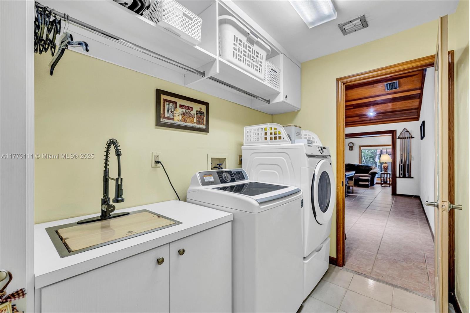 OLD CUTLER VILLAS WEST - Residential