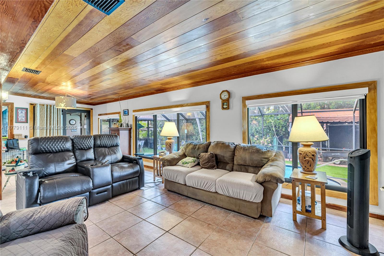 OLD CUTLER VILLAS WEST - Residential