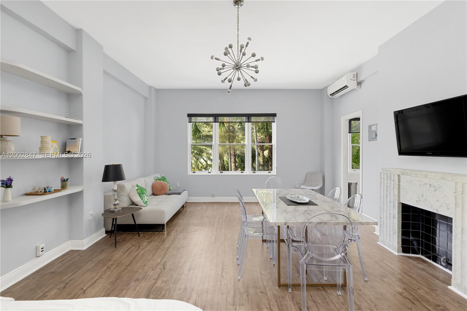 2421 Lake Pancoast Dr 3D