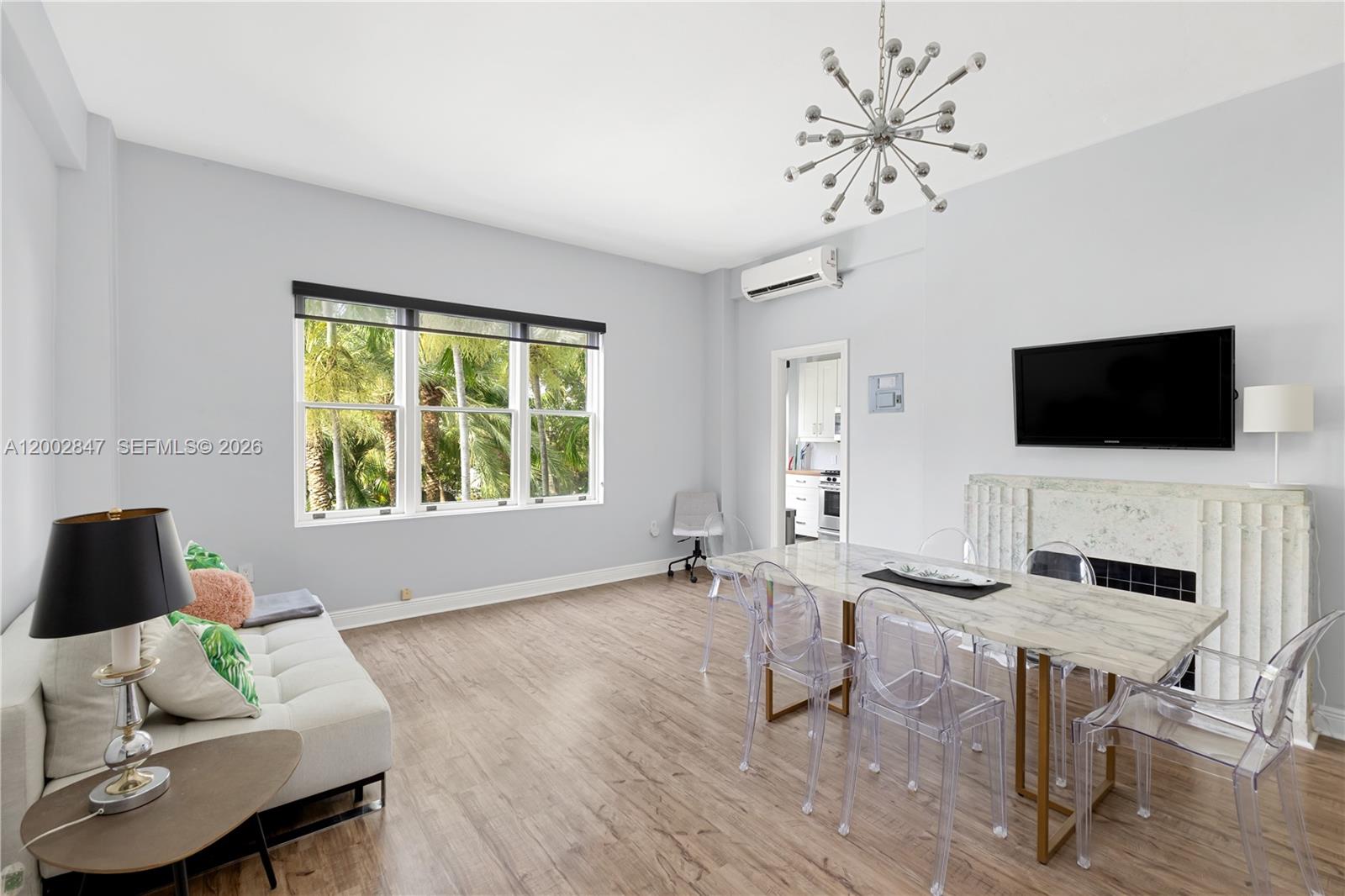 2421 Lake Pancoast Dr 3D