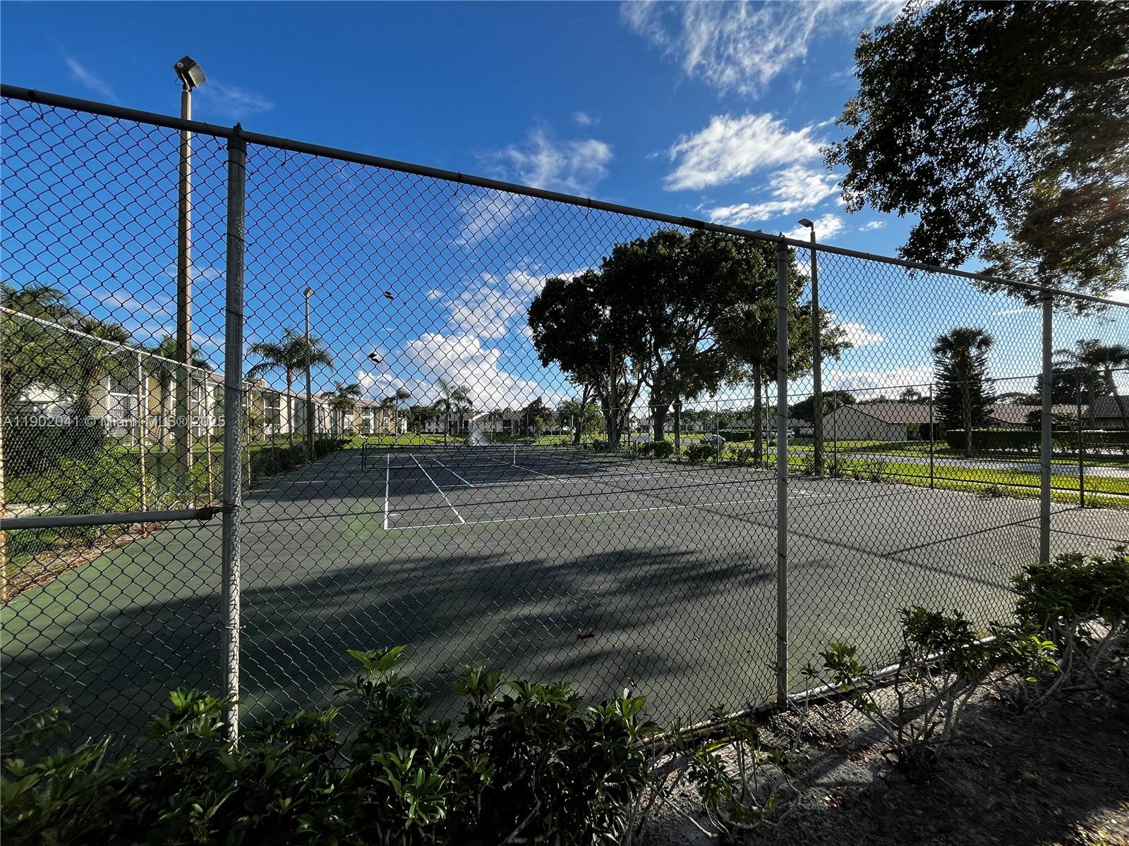 PALM CLUB VILLAGE II COND - Residential