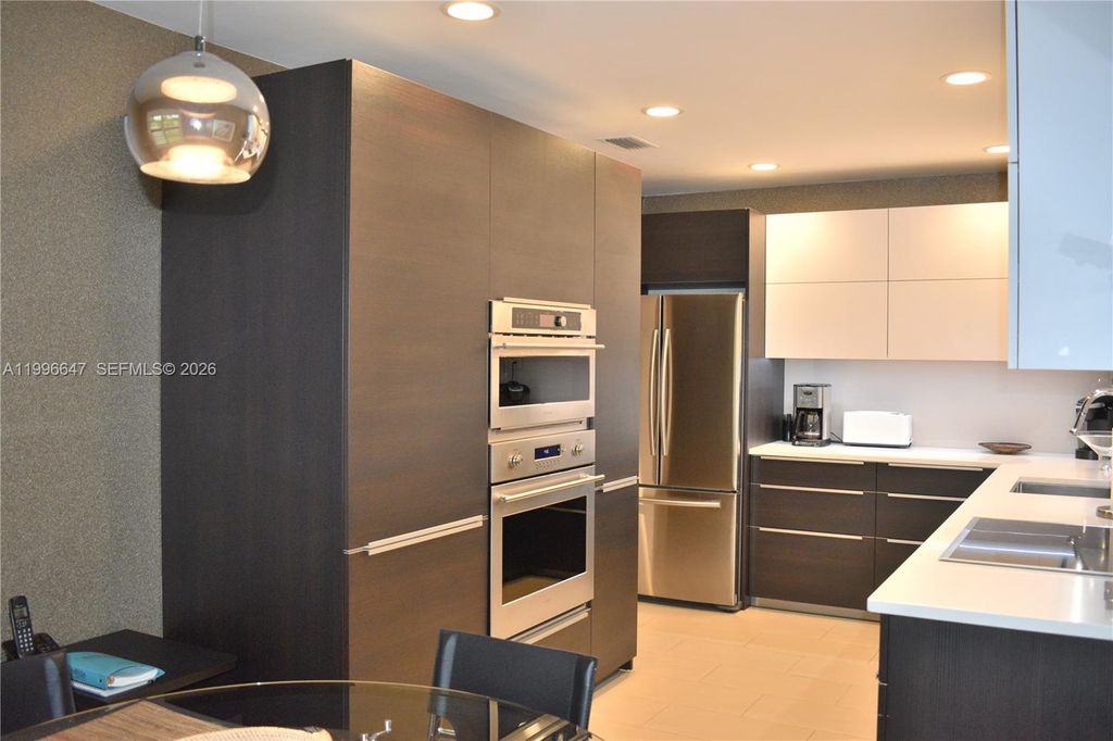 Photo of 71 Eastgate Dr #D, Boynton Beach, FL 33436 (MLS # A11996647)