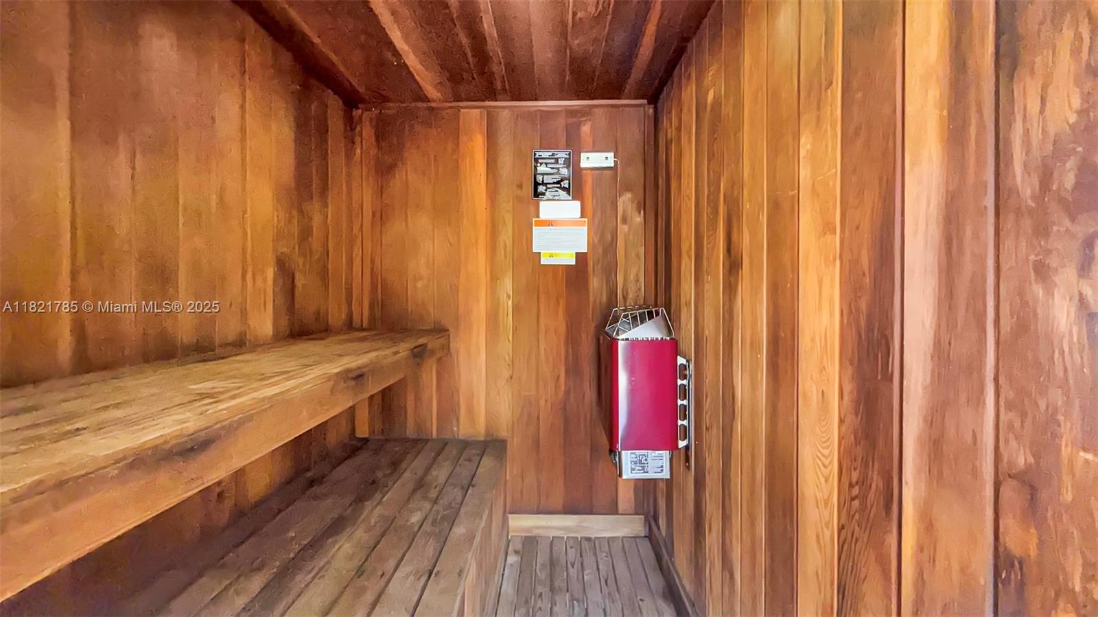 THE LEDGES CONDO - Residential