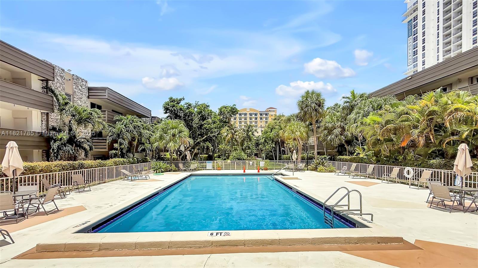 THE LEDGES CONDO - Residential