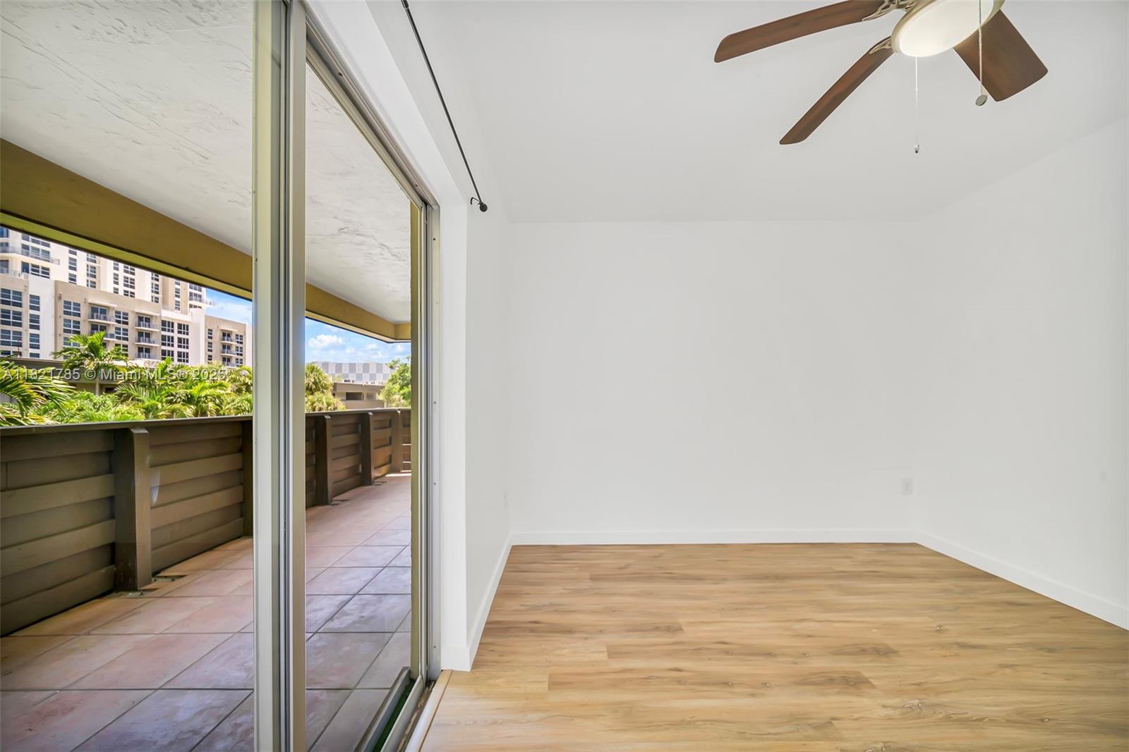 THE LEDGES CONDO - Residential