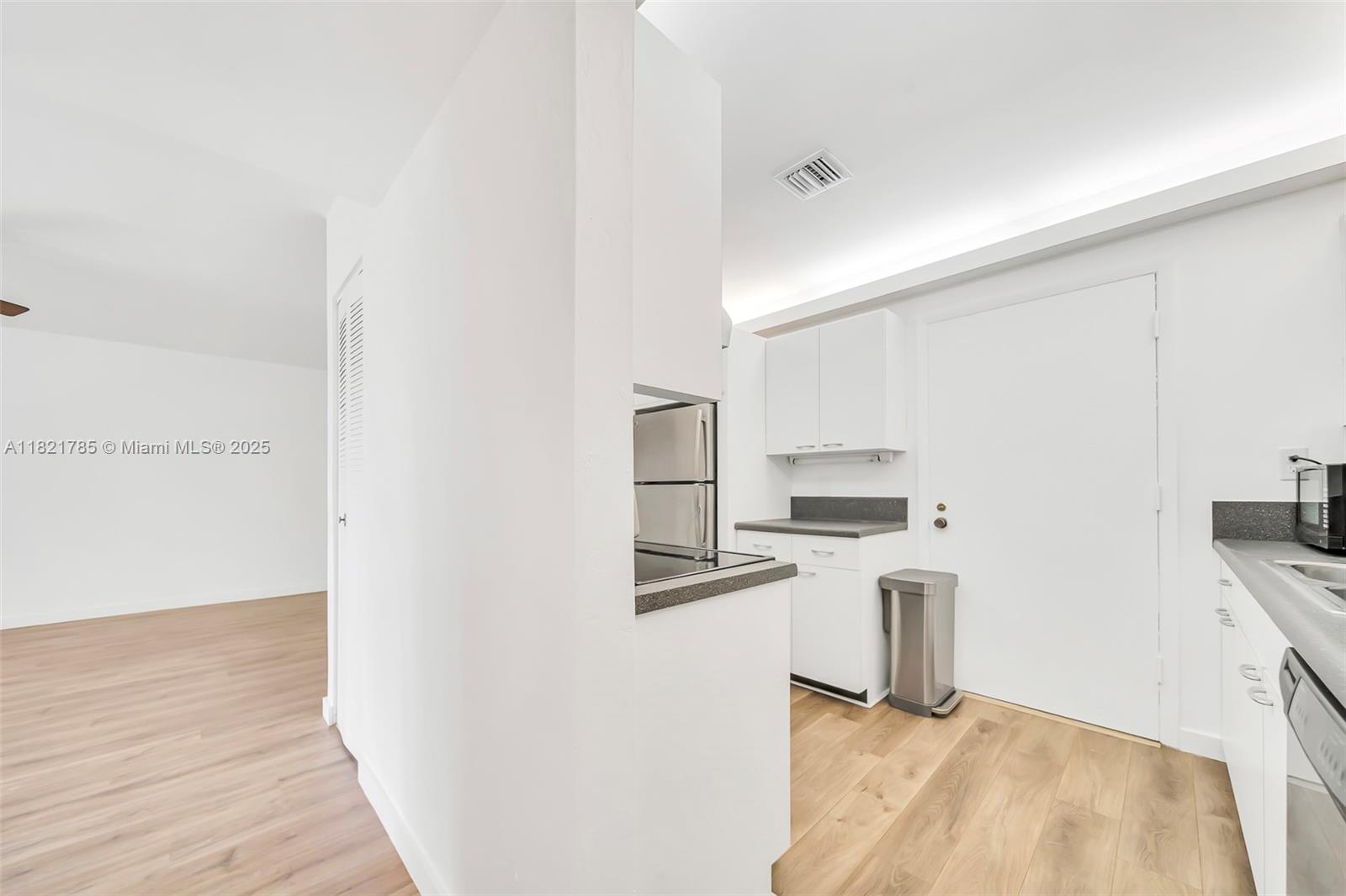 THE LEDGES CONDO - Residential