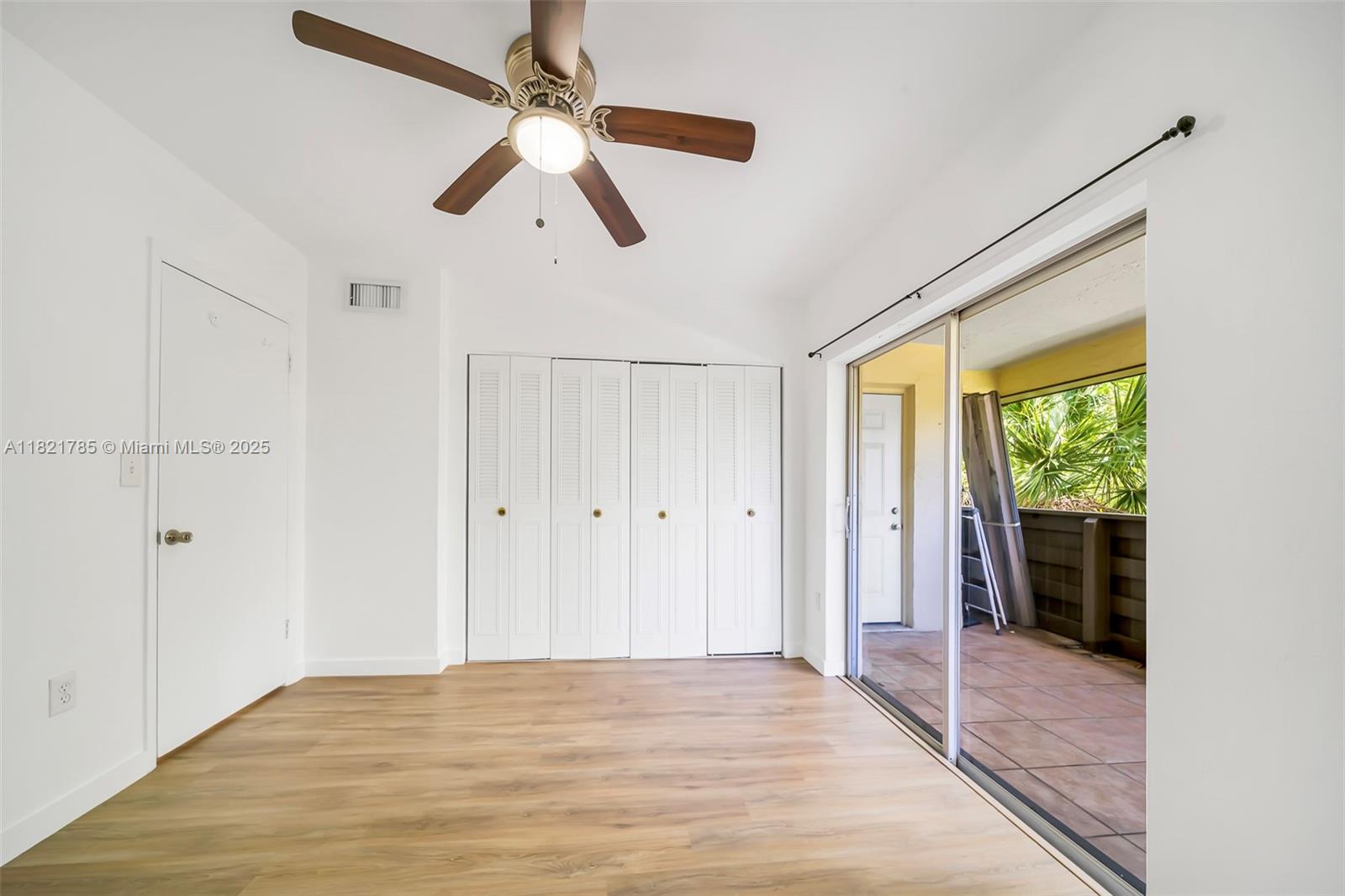 THE LEDGES CONDO - Residential