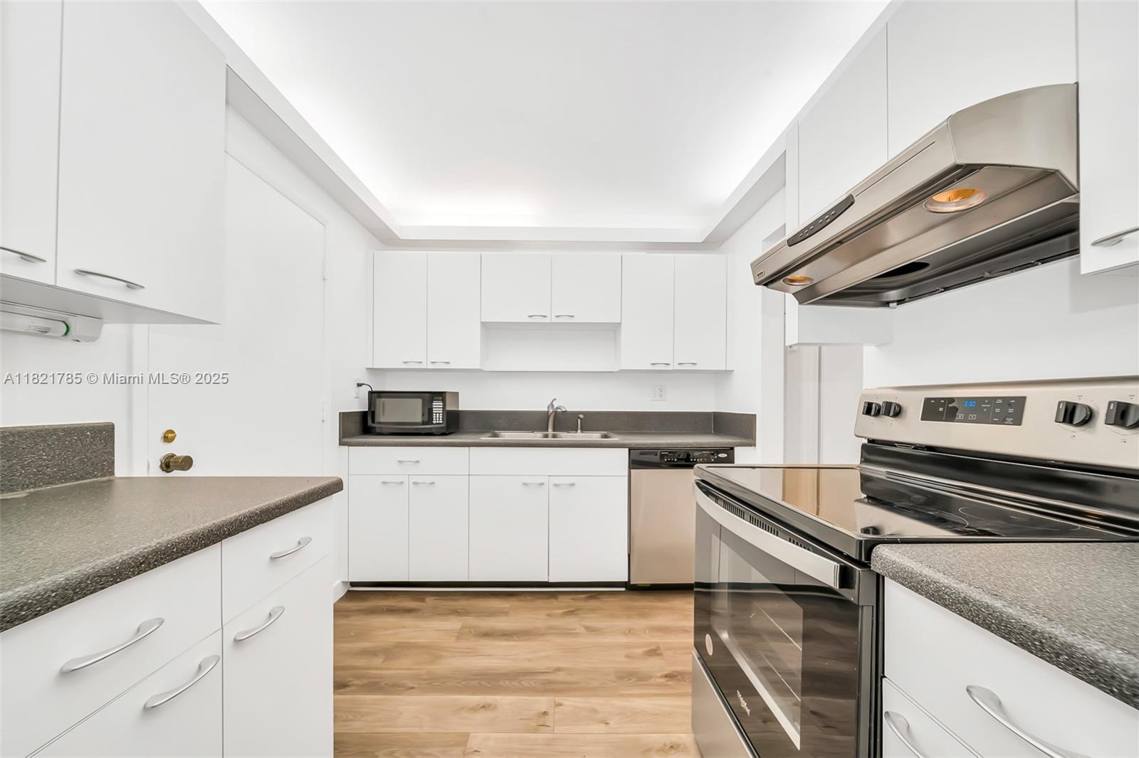 THE LEDGES CONDO - Residential