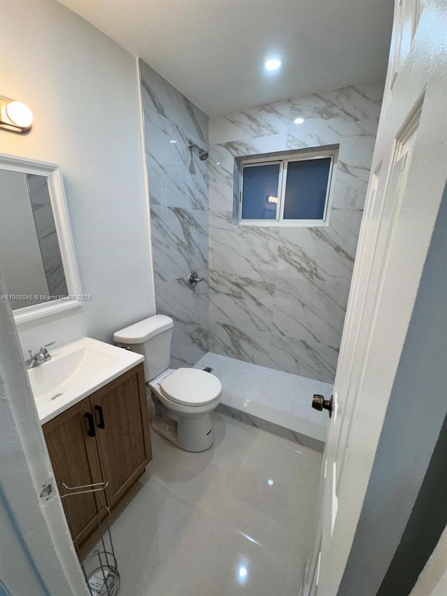 BUENA VISTA GARDENS - Residential Lease