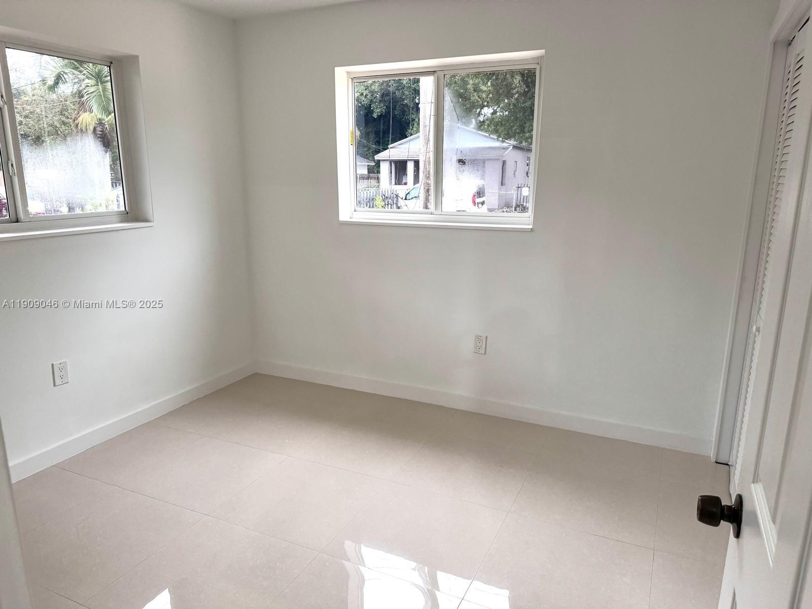 BUENA VISTA GARDENS - Residential Lease