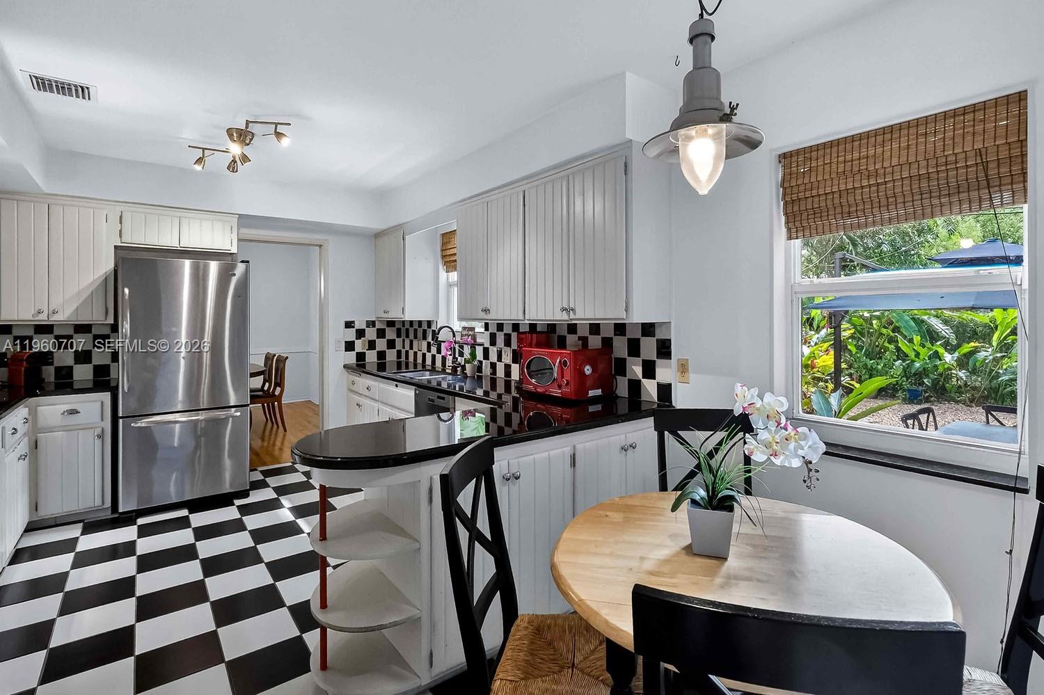 MIAMI SHORES SEC 1 AMD - Residential