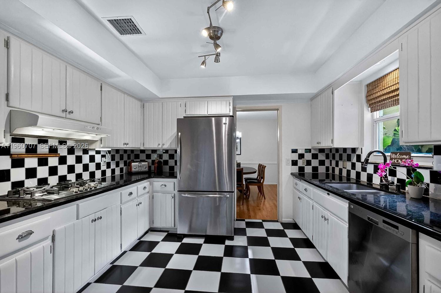 MIAMI SHORES SEC 1 AMD - Residential