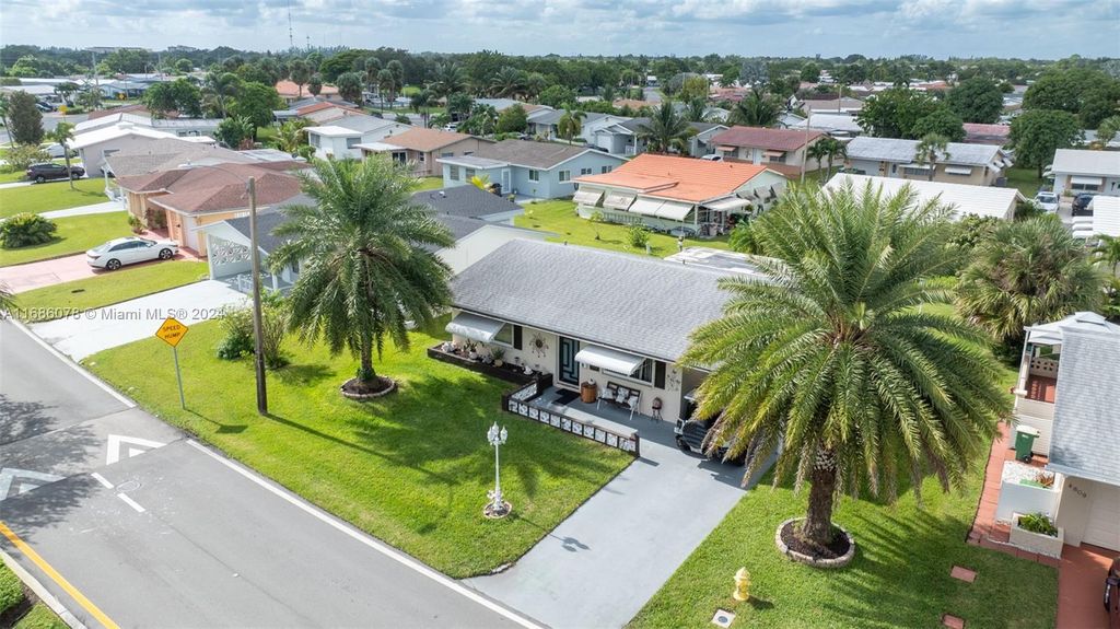 Photo of 4807 Mainland Dr, Tamarac, FL 33319 (MLS # A11686078)