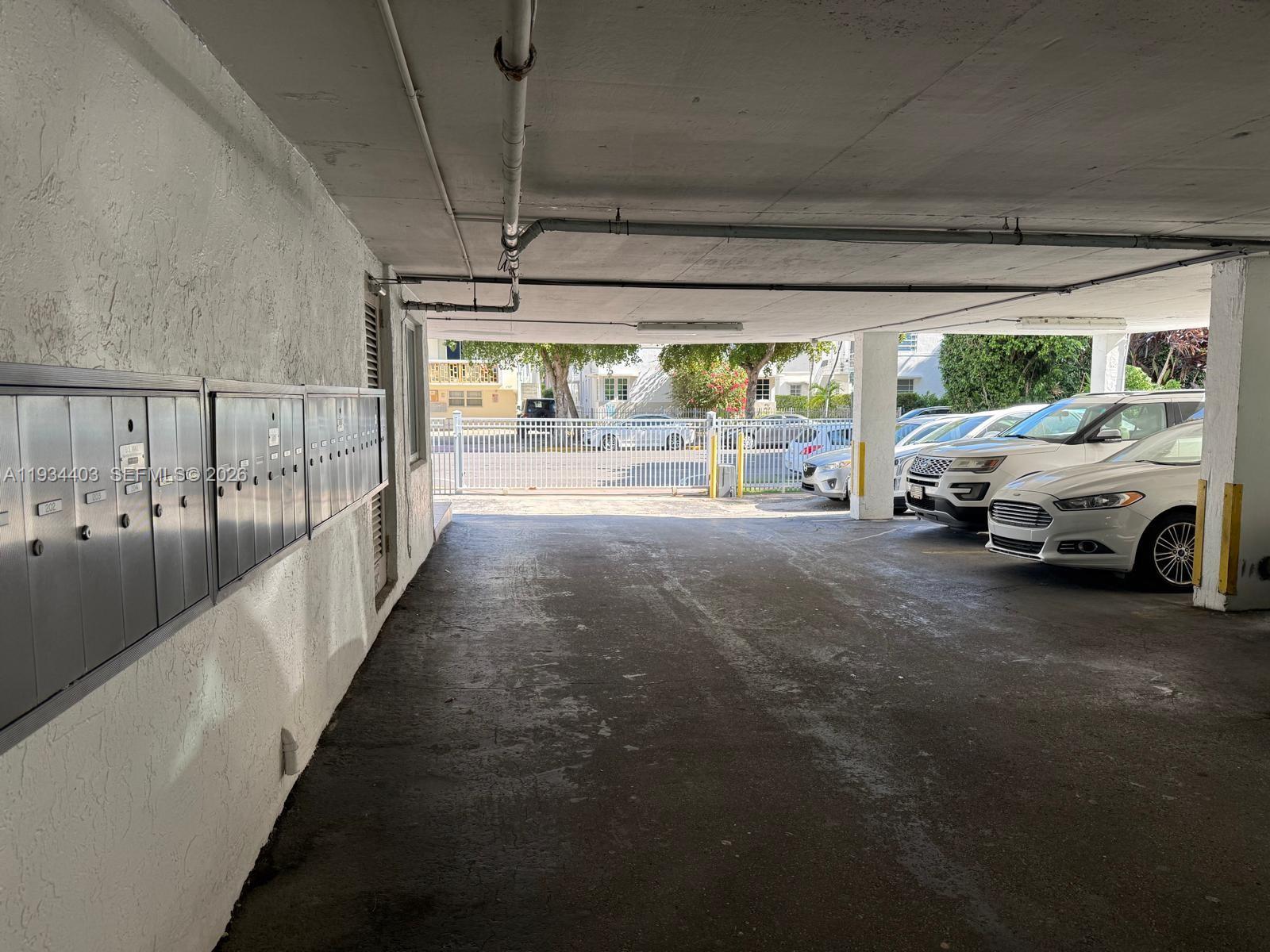 MICHIGAN WEST CONDO - Residential