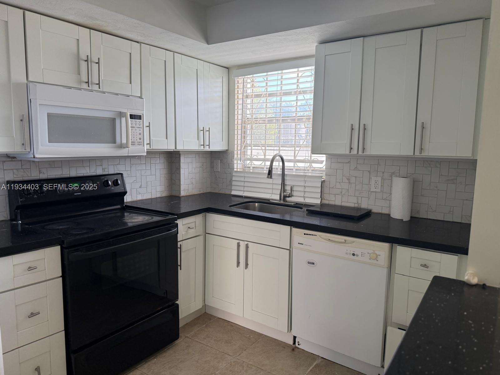 MICHIGAN WEST CONDO - Residential